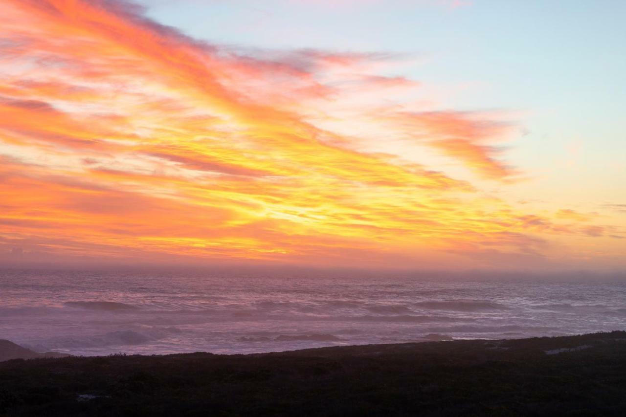 Pearl Bay Beach Home Yzerfontein Extérieur photo