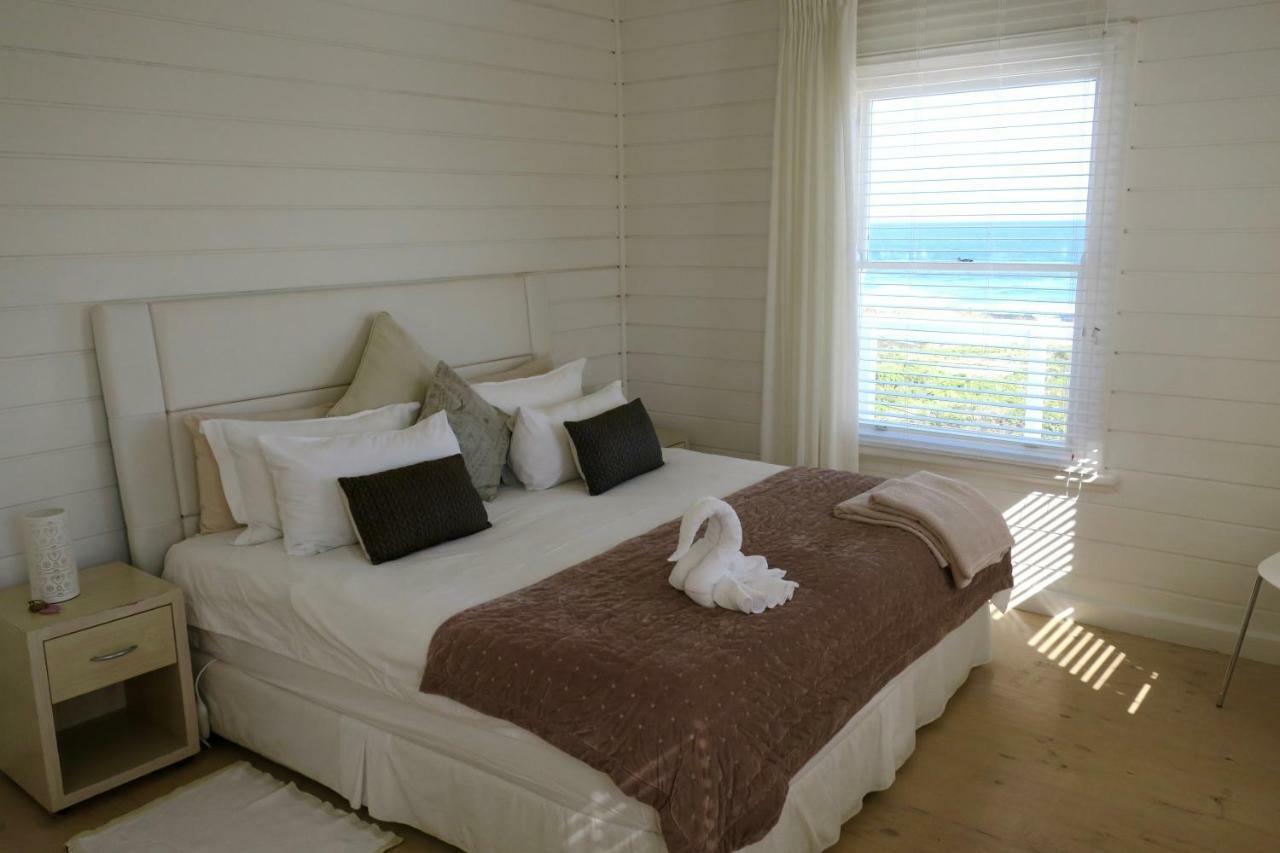 Pearl Bay Beach Home Yzerfontein Extérieur photo